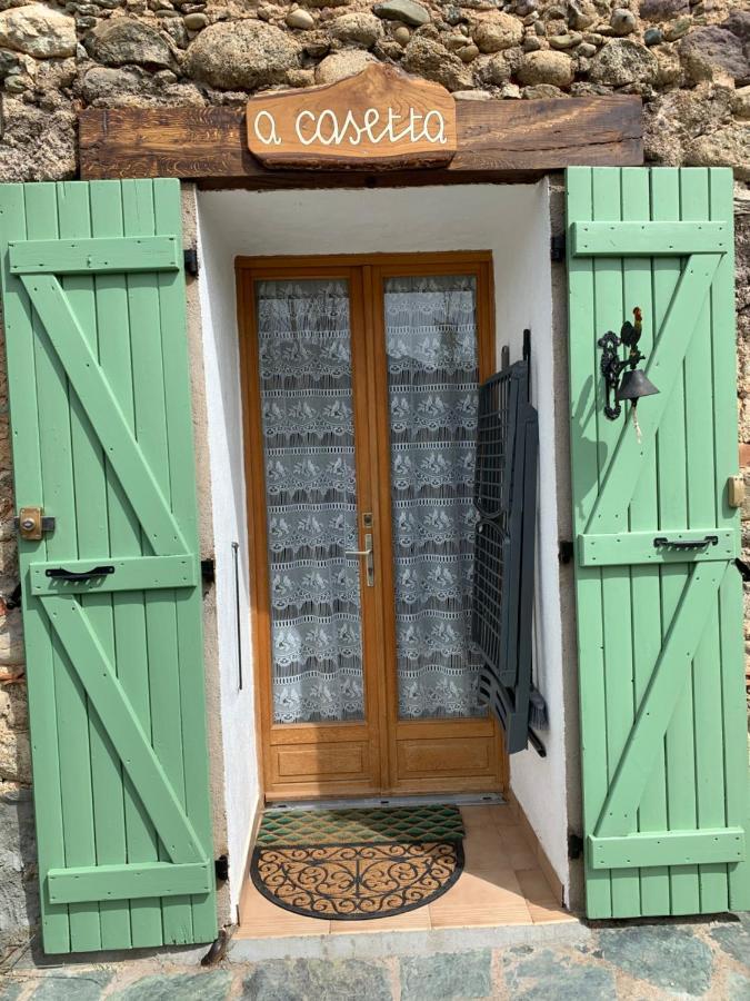A Casetta d’Hélène et Jeanette Omessa Extérieur photo