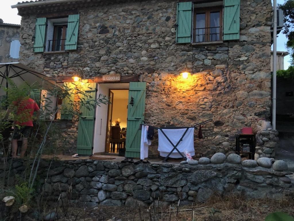 A Casetta d’Hélène et Jeanette Omessa Extérieur photo